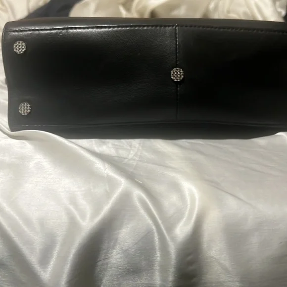 Elizabeth and James Charlie Satchel Bag - Picture 6 of 10